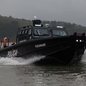 As primeiras lanchas blindadas da Guarda Portuária de Santos serão utilizadas pelo Grupo de Ações Estratégicas no patrulhamento da Poligonal do porto. - Imagem: Reprodução