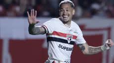 Luciano comemora seu centésimo gol pelo SPFC - Foto: Marcello Zambrana/AGIF