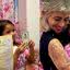 Além da tatuagem da Barbie, Roberta possui uma decoração rosa em sua casa em homenagem a boneca - Imagem: reprodução redes sociais