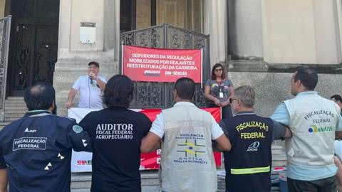 Manifestação organizada pelo Anffa Sindical - Imagem: Reprodução/ Manuel Messina/ Sinagências