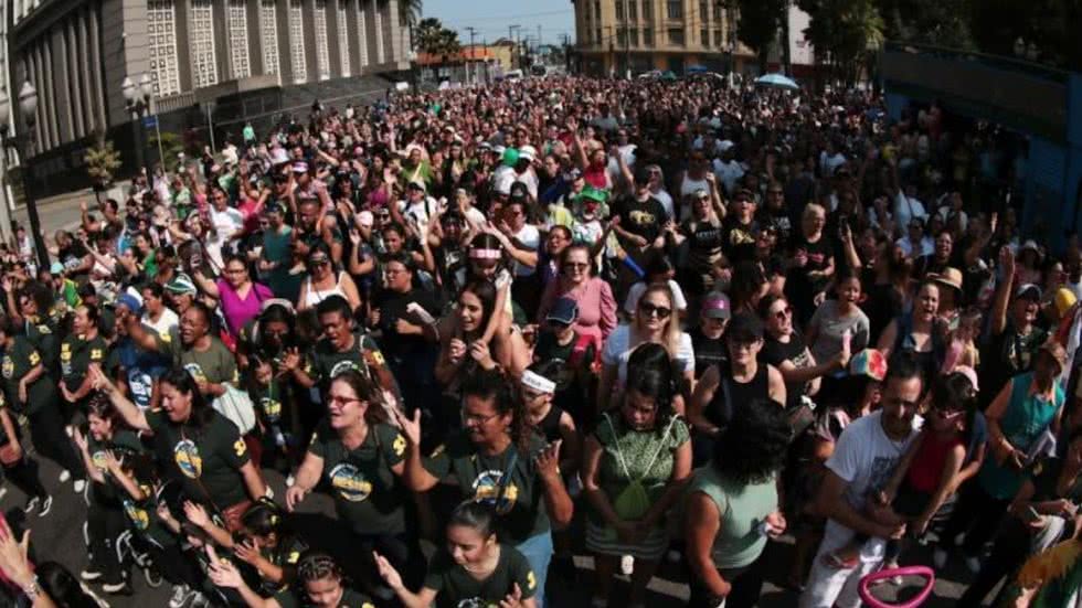 O evento, a partir de agora, passa a integrar o calendário oficial do Município e será realizado anualmente, de acordo com a lei sancionada pelo prefeito Rogério Santos (Republicanos) - Imagem: Prefeitura de Santos