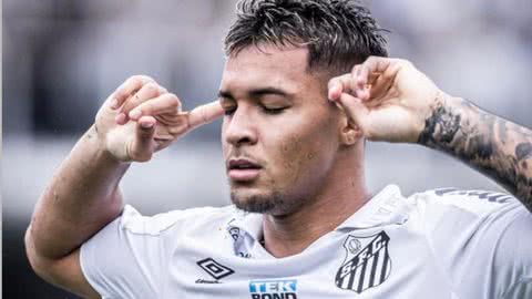 O artilheiro, hoje, é o principal jogador do Santos - Imagem: Instagram