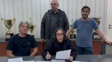 Maria Ângela, ao assumir interinamente, declarou nulos todos os atos de Tuma Júnior, baseando-se em interpretações do estatuto. - Imagem: Reprodução | YouTube