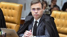 O ministro André Mendonça, do Supremo Tribunal Federal, autorizou a prorrogação do inquérito que investiga suspeitas de fraudes bilionárias envolvendo o Banco Master - Imagem: Carlos Moura/SCO/STF