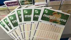 Apostas feitas em Guarujá e Itanhaém acertaram cinco dezenas da Mega-Sena no concurso de terça-feira (20) - Imagem: Ana Marin/g1