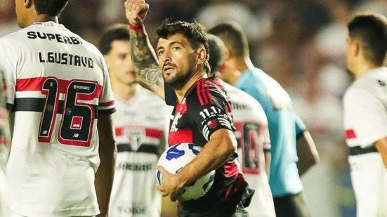 Arrascaeta empata o jogo para o Flamengo - Foto: Gilvan de Souza/Flamengo