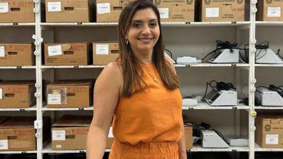 Michelle Lapa alerta sobre os riscos de não regularizar a situação eleitoral e suas implicações na vida civil - Imagem: Reprodução