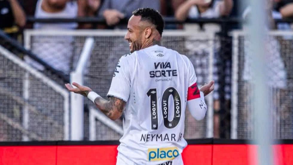 Torcedores do Inter de Limeira aplaudiram a jogada do camisa 10 - Imagem: Instagram/ @santosfc