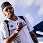 Neymar deve ser utilizado em pelo menos um tempo no jogo contra o CRB, após cinco semanas de recuperação - Imagem: Instagram/ @SantosFc/ Raul Baretta