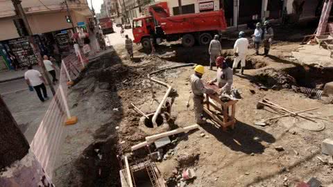 Obras do VLT interditam novo trecho no centro de Santos - Imagem: reprodução Prefeitura de Santos