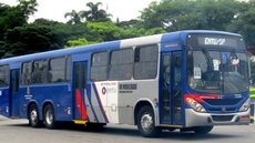 Mudança vale para estudantes que utilizam ônibus intermunicipais e centraliza o processo de análise a partir desta semana - Imagem: Divulgação/ EMTU
