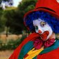 Explore a figura do bobo da corte e seu papel como porta-voz da verdade e do humor - Imagem: Reprodução