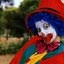 Explore a figura do bobo da corte e seu papel como porta-voz da verdade e do humor - Imagem: Reprodução