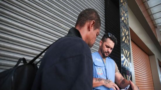 Equipes da prefeitura intensificaram abordagens sociais em Praia Grande diante do aumento de pessoas em situação de rua no início de 2026 - Imagem: Divulgação/PMPG