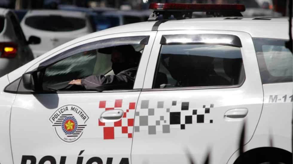 Homem foi detido durante Operação Rastreio, que capturou mais de 600 foragidos da Justiça - Imagem: Reprodução | Fábio Vieira