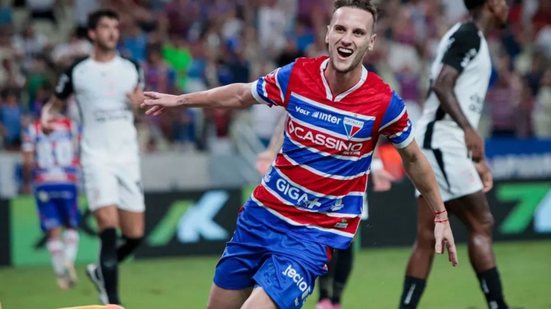 Pochettino comemora gol contra o Corinthians - Foto: Mateus Lotif/FEC