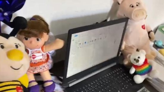A investigação revelou uma quantidade alarmante de material erótico envolvendo crianças, levando à prisão do suspeito - Imagem: Reprodução