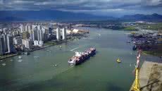 Porto de Santos mantém operações regulares apesar da escalada de tensões no Oriente Médio - Imagem: Divulgação/APS