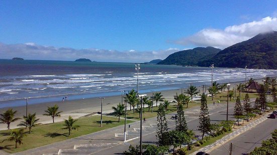 Relatos de luzes no céu e lendas sobre fenômenos misteriosos fazem de Peruíbe um dos destinos mais curiosos do litoral paulista. - Imagem: Reprodução