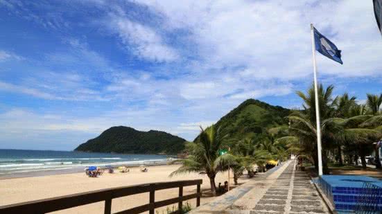 Praia do Guarujá recebe bandeira azul atestando ótima qualidade da água - Imagem: Divulgação/ Governo de SP