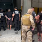 Kross foi capturado em um condomínio à beira-mar durante operação conjunta com Deic de Santos - Imagem: Reprodução | PCMG