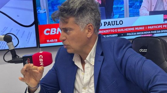 Sidney Vida, diretor do Procon, destaca a importância da informação e desconfiança na compra de bebidas - Foto: Rádio CBN Santos