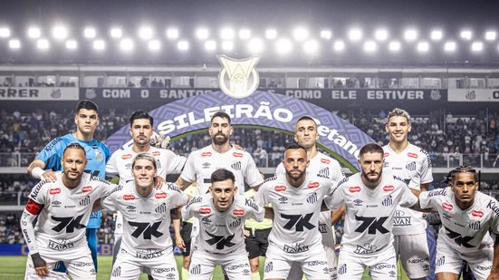 Com a derrota por 2 a 1, Santos permanece na 17ª posição do Brasileirão - Foto: Raul Baretta/ Santos FC