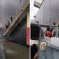 Quatro tripulantes foram encontrados sobre o casco do barco Águia VII, que naufragou próximo a Ilhabela, no domingo (25) - Imagem: Divulgação/Marinha do Brasil