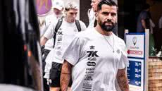 Exames confirmaram o problema muscular, e o atleta já iniciou tratamento com a equipe de fisioterapia do clube - Imagem: Instagram/ @tomasrincon8