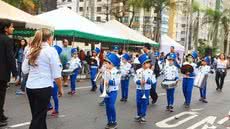 O melhor ponto de observação do desfile será no Deck do Pescador e Ponte Edgard Perdigão - Imagem: Prefeitura de Santos