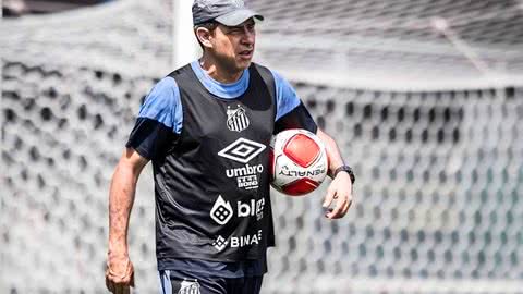 A comissão técnica tem trabalhado para não deixar a intensidade do elenco cair - Imagem: Instagram/ @santosfc