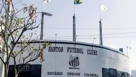 O atacante cumpriu a pena mínima no empate em 0 a 0 do Peixe com Cuiabá - Imagem: Instagram/ @santosfc