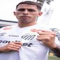 Christian Oliva é anunciado como novo reforço do Santos para as próximas três temporadas - Imagem: Divulgação/Santos FC