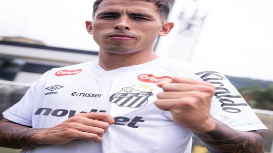 Christian Oliva é anunciado como novo reforço do Santos para as próximas três temporadas - Imagem: Divulgação/Santos FC