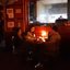 Um restaurante em São Paulo na Henrique Schaumann, atende clientes à luz de velas - Imagem: Rodrigo Rodrigues/g1