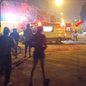 O Serviço de Atendimento Móvel de Urgência (Samu) socorreu o motorista, que ficou ferido, mas consciente após o violento assalto - Imagem: Reprodução/ Redes Sociais