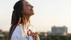 AFNE intensifica busca ativa por pessoas com sinais de sofrimento emocional - Imagem: Reprodução/Freepik