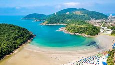 O Litoral Norte de SP dominou o ranking, mas a Enseada se destacou pela beleza e proximidade com outras atrações naturais. - Imagem: Reprodução | Redes Sociais
