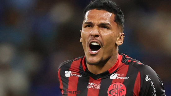 Em grande fase no futebol mineiro, Tota revela os próximos planos para 2026 - Imagem: Reprodução | Redes Sociais