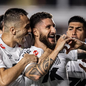 Zé Rafael e Barreal comandam o meio santista - Foto: Raul Baretta/ Santos FC