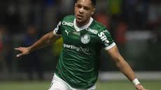 Vitor Roque foi decisivo no clássico entre Palmeiras x Santos pelo Brasileirão - Foto: Anderson Romao/AGIF