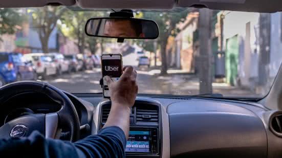 Ação do MPT pede fim de taxa antecipada da Uber e multa milionária por dano moral - Imagem: Divulgação
