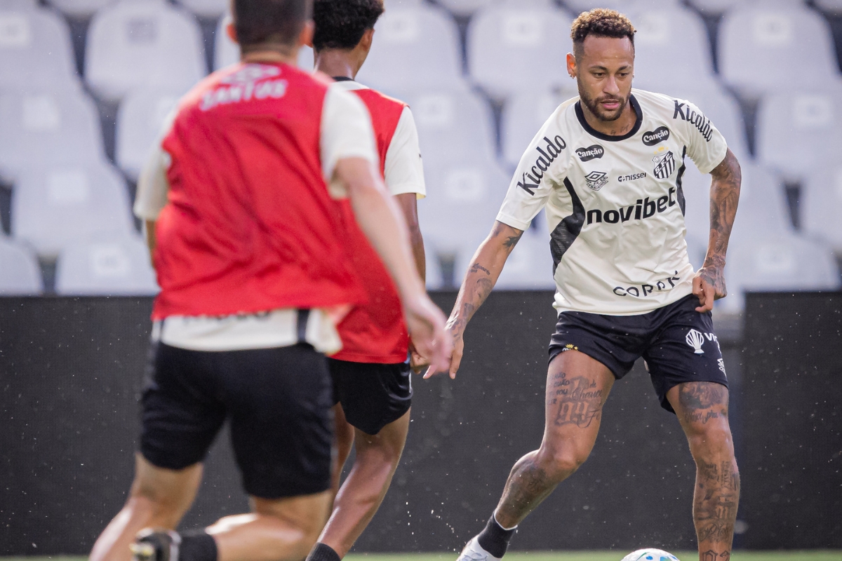 Neymar volta para a titularidade - Foto: Raul Baretta / Santos FC