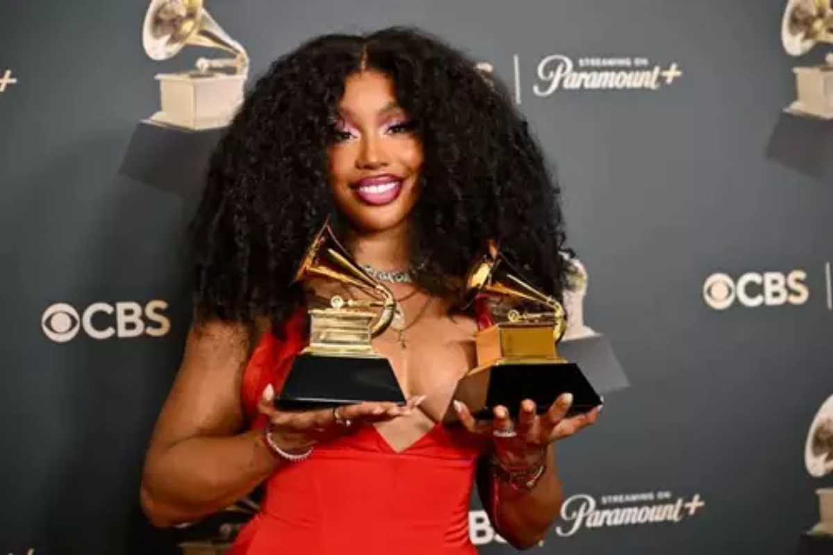SZA no vencedora de Gravação do Ano no Grammy - Foto: Giro 10