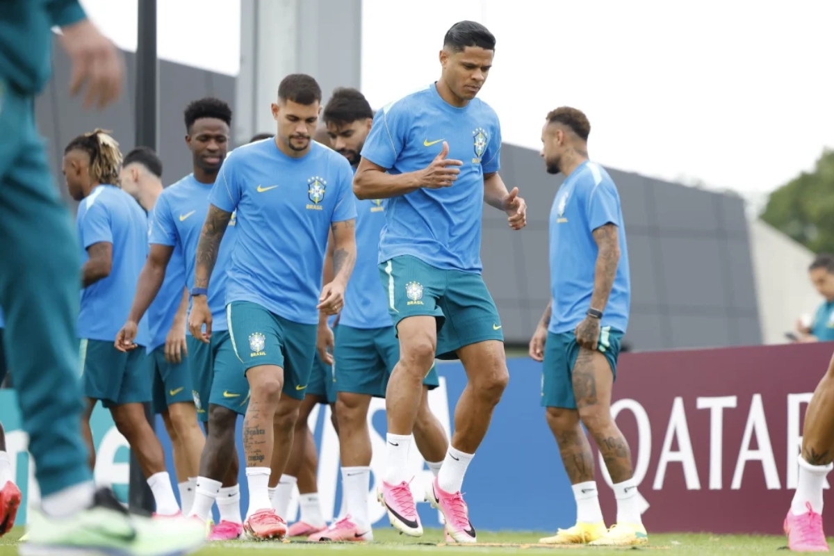 Seleção no último treino antes de enfrentar a Escócia - Foto: Rafael Ribeiro / CBF