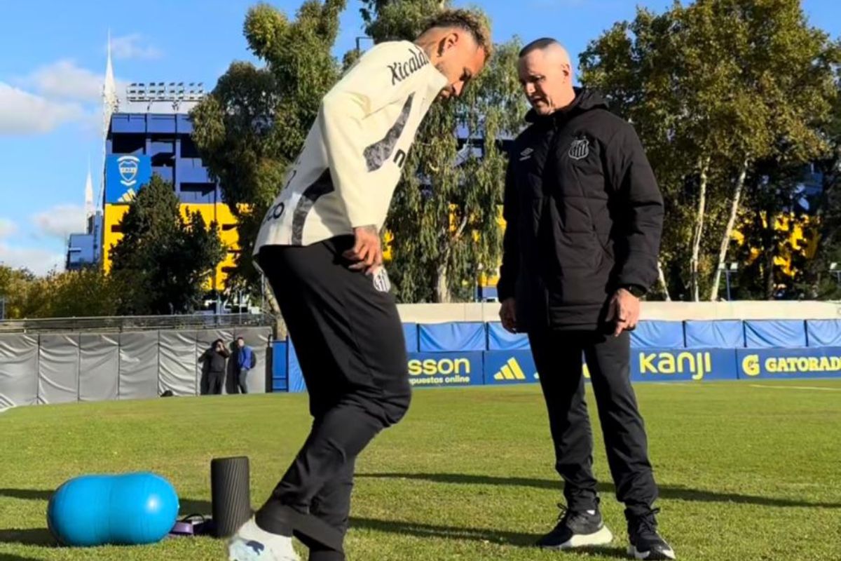 Neymar no treinamento na Argentina - Imagem: Divulgação / Santos FC