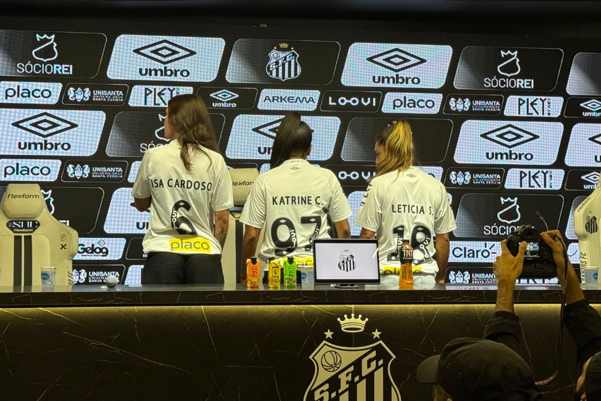 Isa Cardoso (6), (Katrine (97) e Leticia S (18)